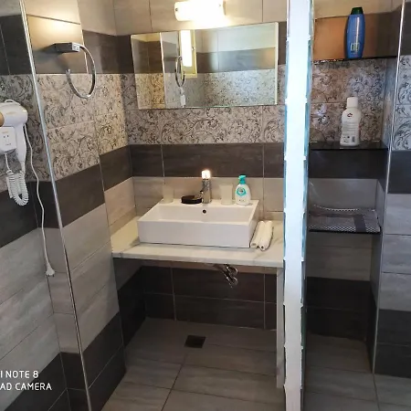 Hotel Marilena *