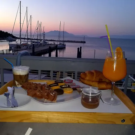 Hotel Marilena *